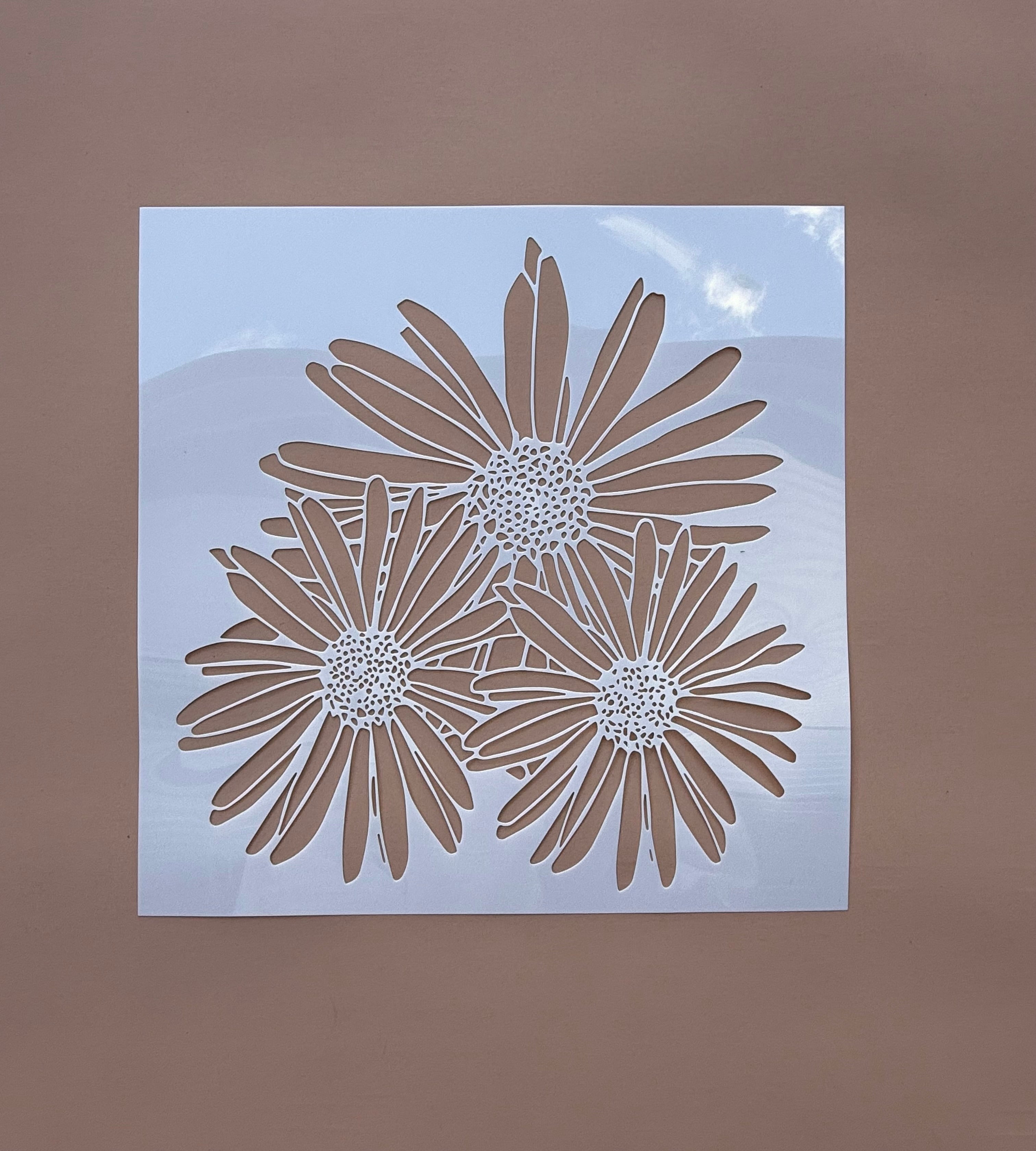 Paint Stencil - 25cm Daisy Trio