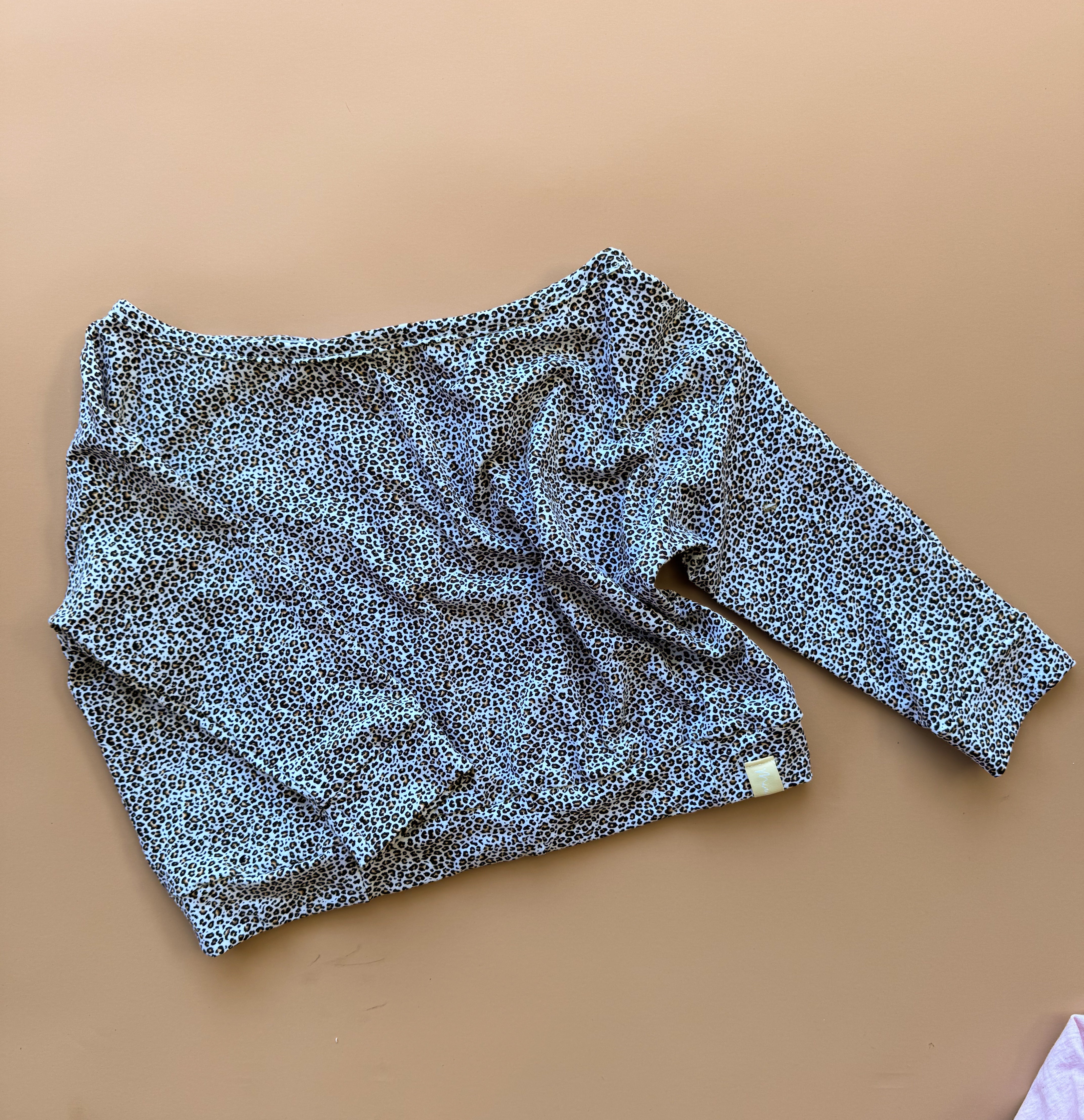 Off-Shoulder Slouchy Tee - Mini Leopard