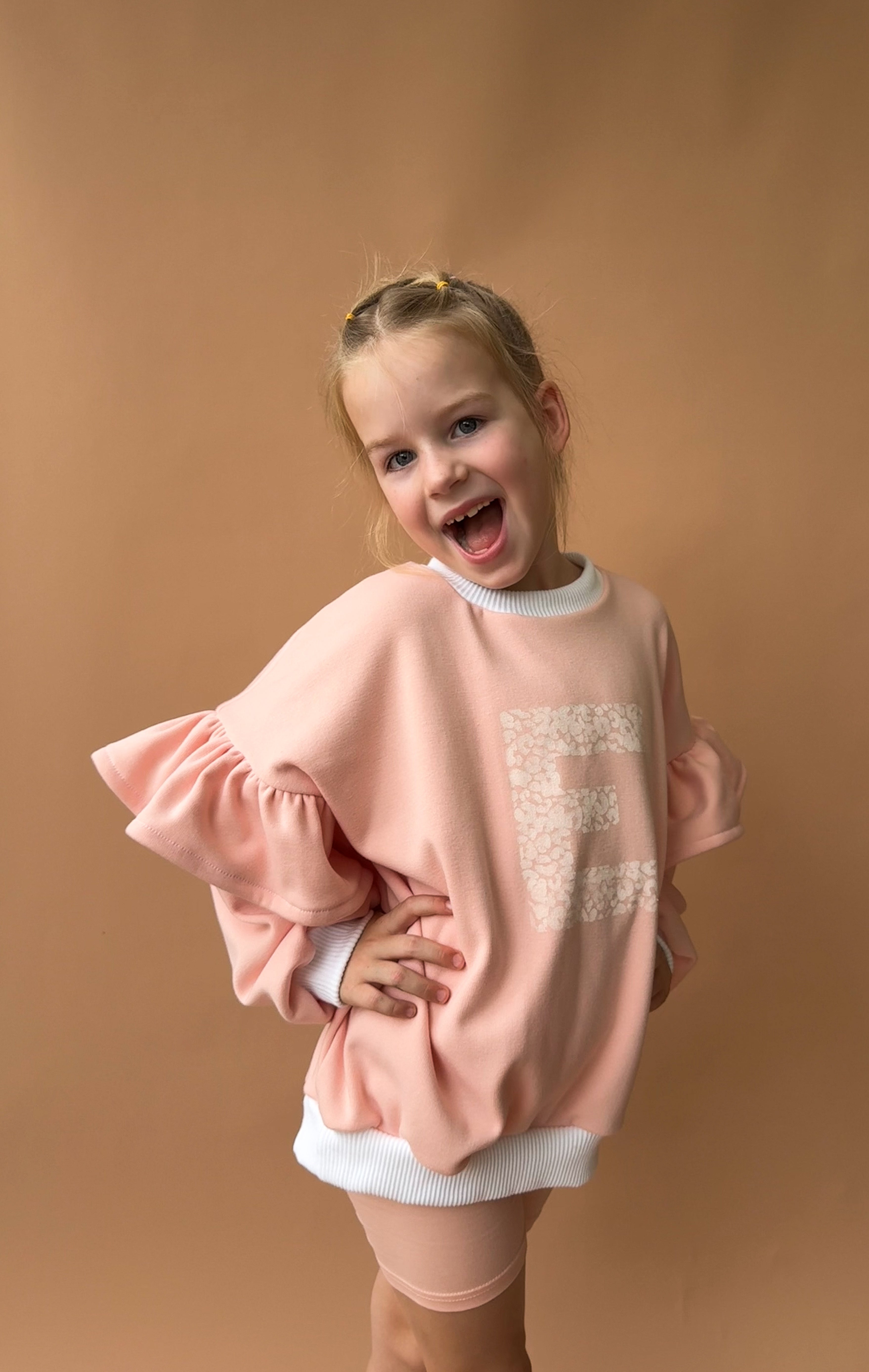 Oversized Frillie Pullover - Peachy