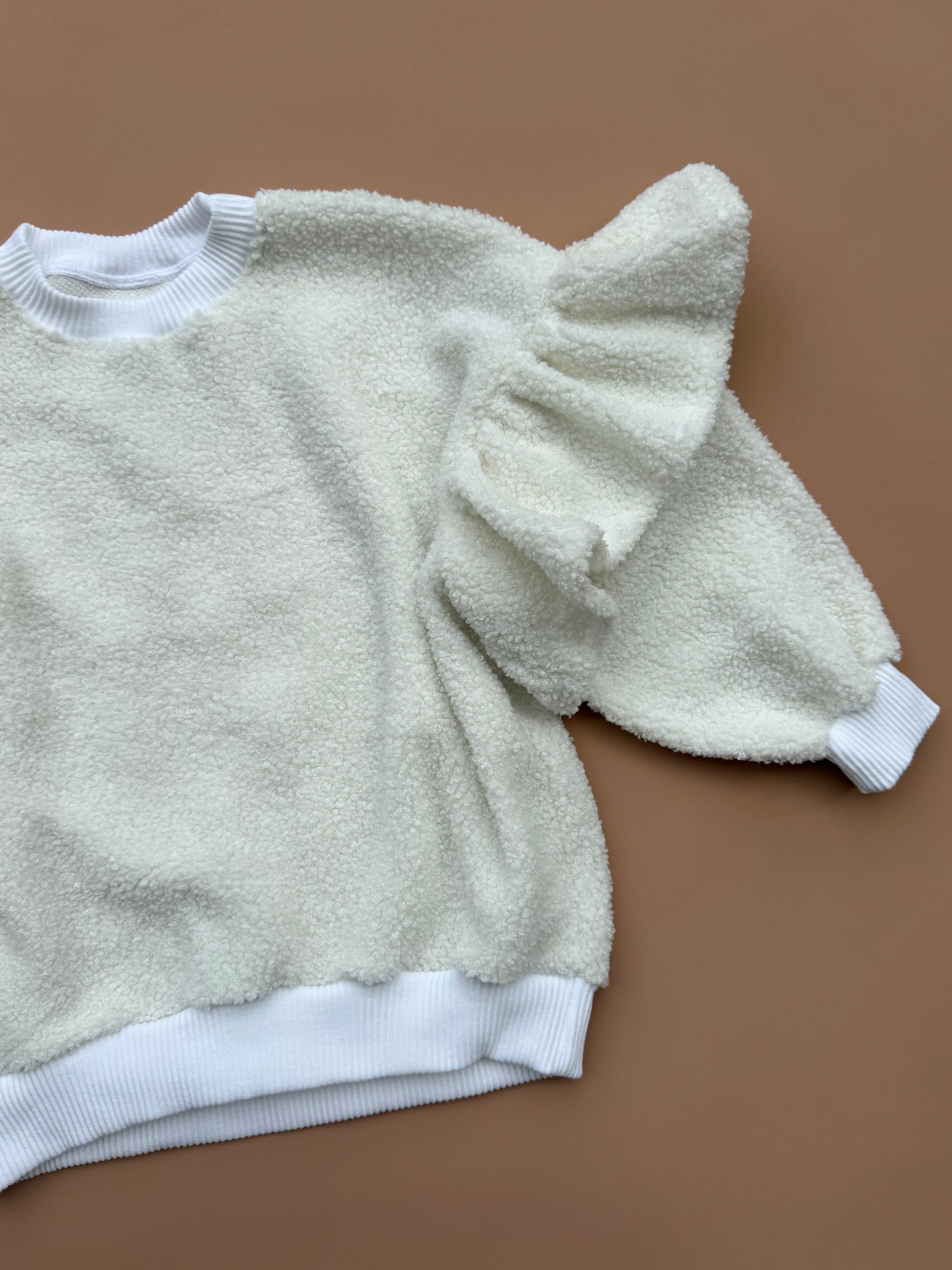MUMMA Oversized Frillie Pullover - Cream Teddy