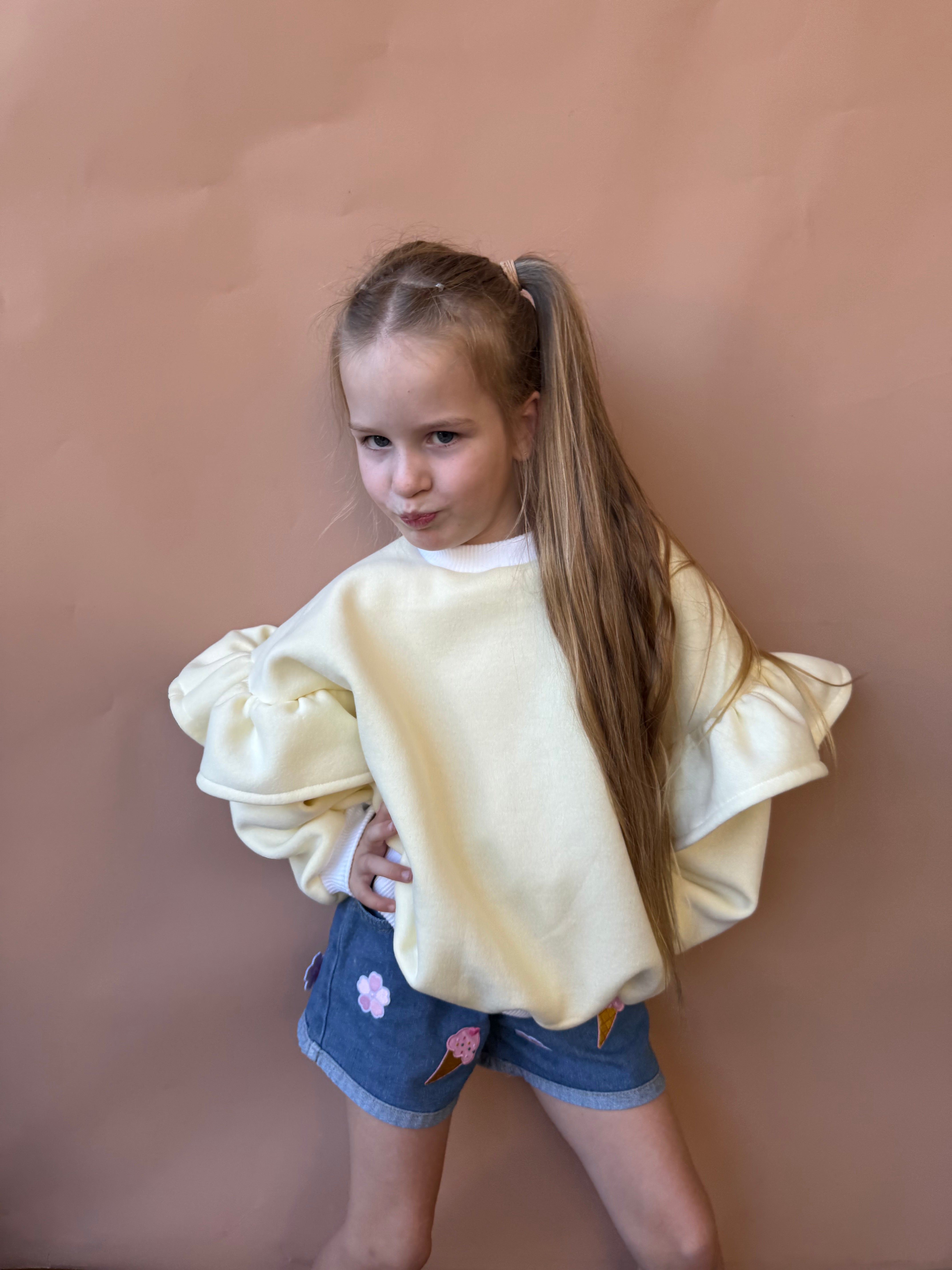 Oversized Frillie Pullover - Lemon