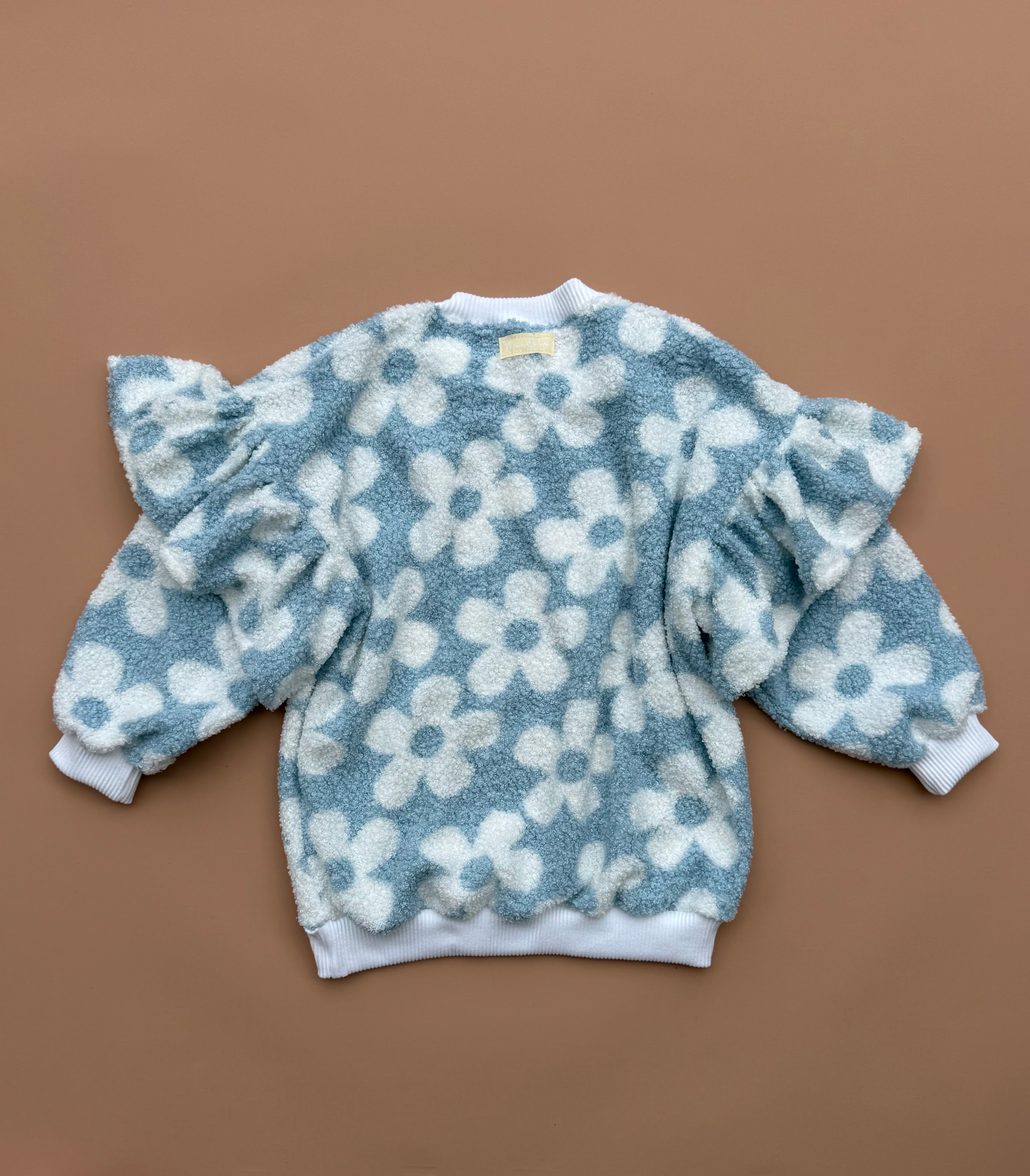 Oversized Frillie Pullover - Blue Daisy Teddy