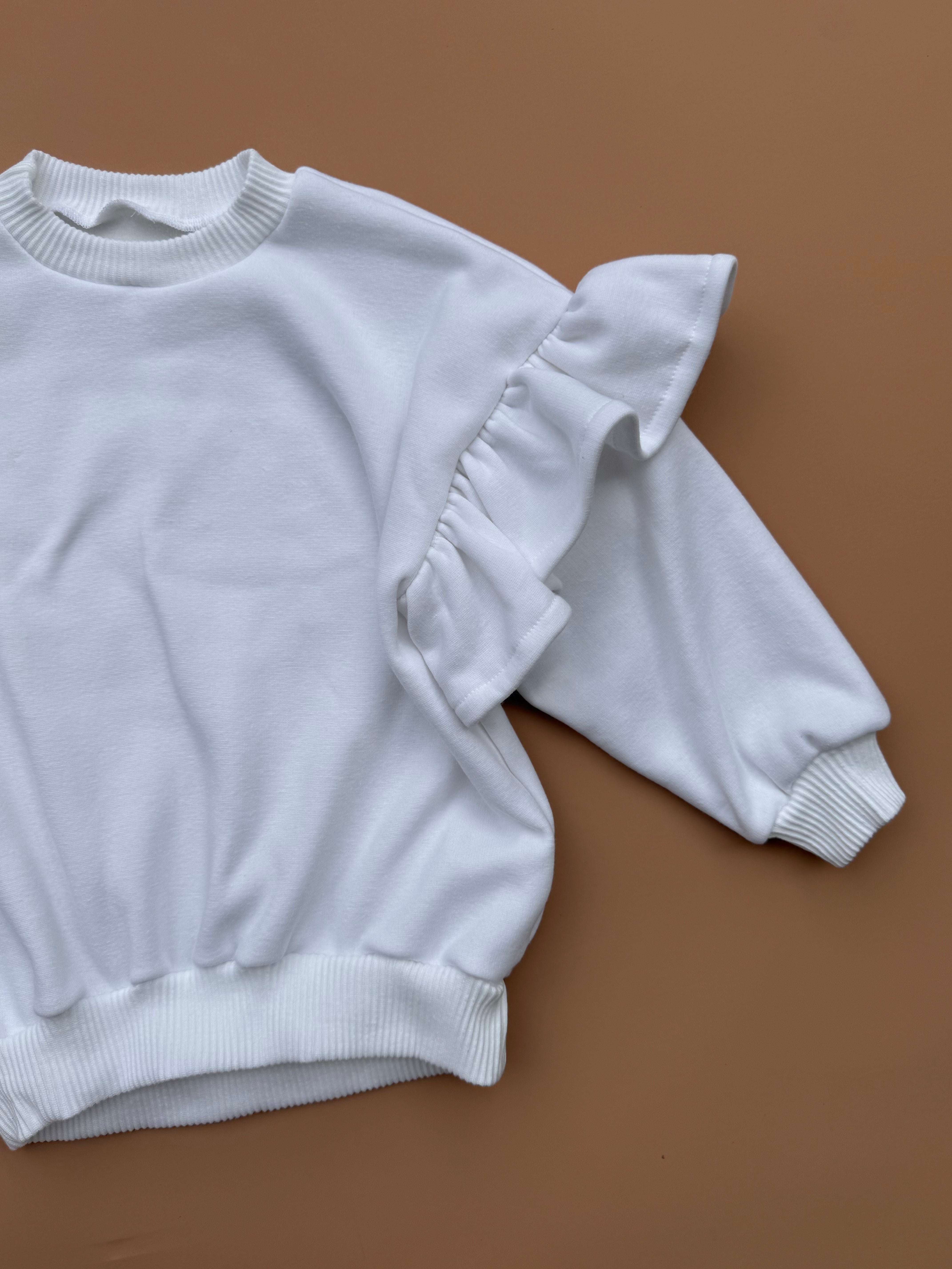 MUMMA Oversized Frillie Pullover - White